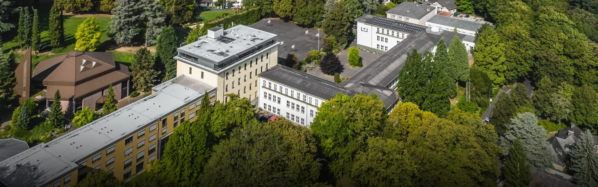 Aloisiuskolleg aus der Luft