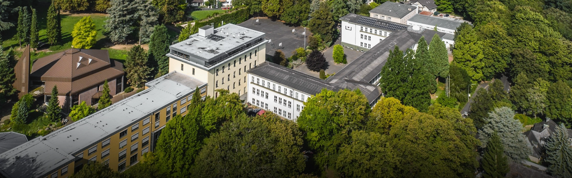 Aloisiuskolleg aus der Luft